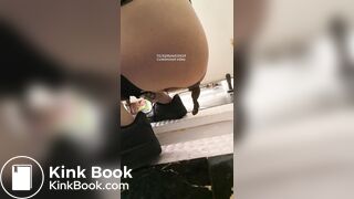 Girl pooping in public toilet - video 14