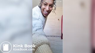 Ebony MILF drops a load