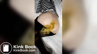Drunk girl pooping panties