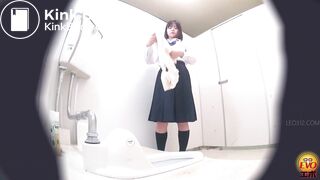 Cute Japanese girl Pooping In Squat toilet - video 5