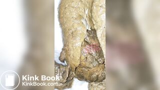 Chinese woman naked poop