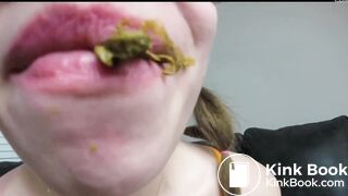 Sucks dick with her shit on