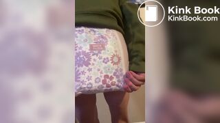 Diaper Girl messes diaper