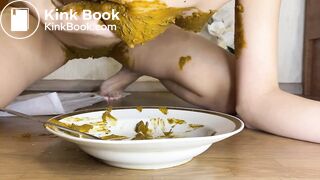 SCAT ON A PLATE - EATING AND SMEARING