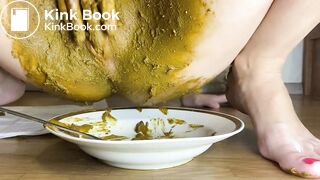 SCAT ON A PLATE - EATING AND SMEARING