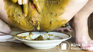 SCAT ON A PLATE - EATING AND SMEARING