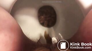 TOILET POO CLOSE.UP