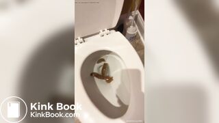 Paying Snapchat girl(2) to shit for me 2