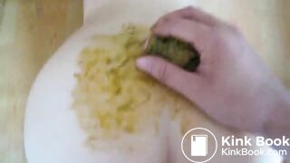 playing with scat when having sex