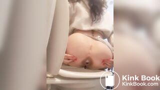 Girls poop too video 8