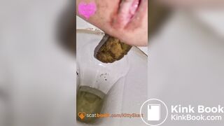 Hard Shitting in toilet - video 2