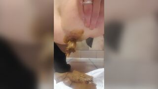 HUGE PEE AND POO