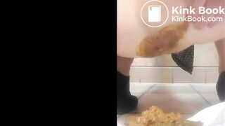 HUGE PEE AND POO