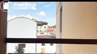 Scat on a terrasse