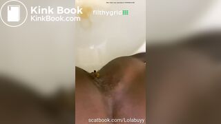 Ebony girl pooping on toilet - video 9
