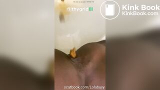 Ebony girl pooping on toilet - video 9