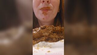 ❤️PERFECT PRINCESS EATING HER POOP❤️