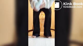 Asian beauty shitting #2