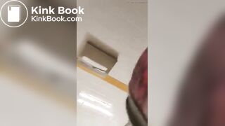 She shitting - video 2