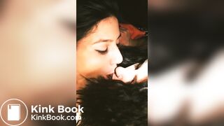 Par de Putas Sucias besándose con la mierda de su macho