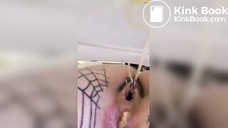 She pooping - video 27