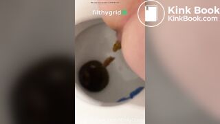 Woman pooping on toilet - video 3