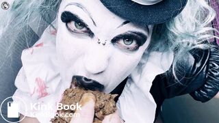 Little pale girl on Halloween Special