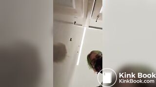 She pooping - video 26