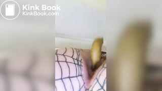 Pooping milf