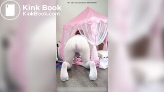 White Leggings Get Messy