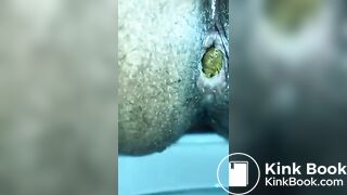 POO_CLOSE_UP