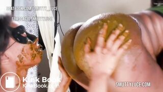 Pretty Girls Shit Feeding Each Other: Shit French Kiss