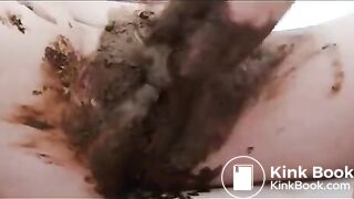 Shit filled pussy - video 5