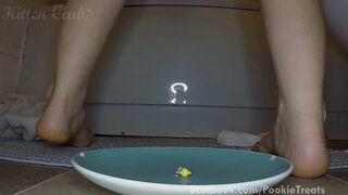 Giantess Poop (Poopkitten)