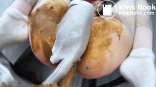 Scat woman 45633