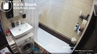 BLONDE FAST GASSY WET POOP