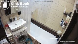 BLONDE FAST GASSY WET POOP