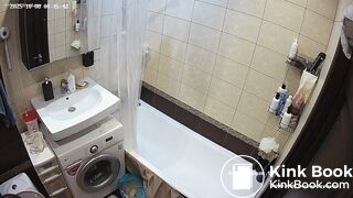 BLONDE FAST GASSY WET POOP