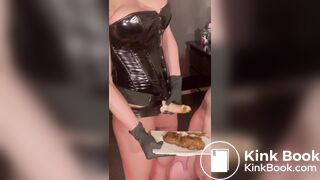 poop plate, german bombshell strap on