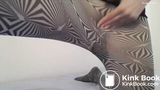 Masked Milf Pantyhose Feeling