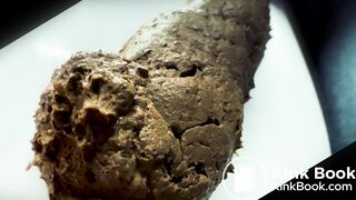 Big Bootied Babe Gigantic Poop