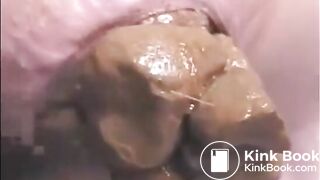 Girls pooping comp - video 3