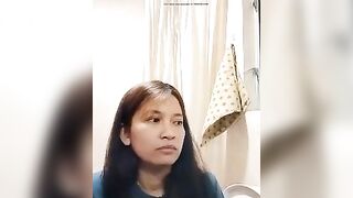 Girl Farting in The Toilet part 1