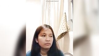 Girl Farting in The Toilet part 1
