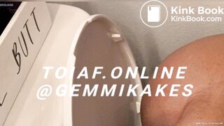 ToiaF Human Toilet Paper Comp