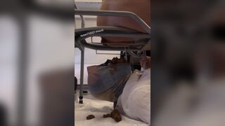 Mistress Filiz shitting mouth on chair