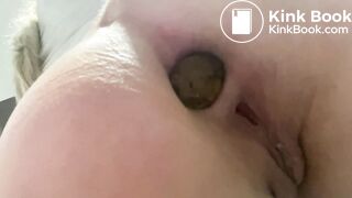 Sexy ass pooping closeup
