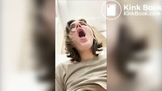 Pooping Chick - video 2