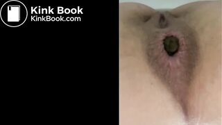 Pooping Chick - video 2