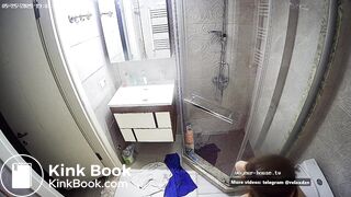 ROZA SEXY POOPING